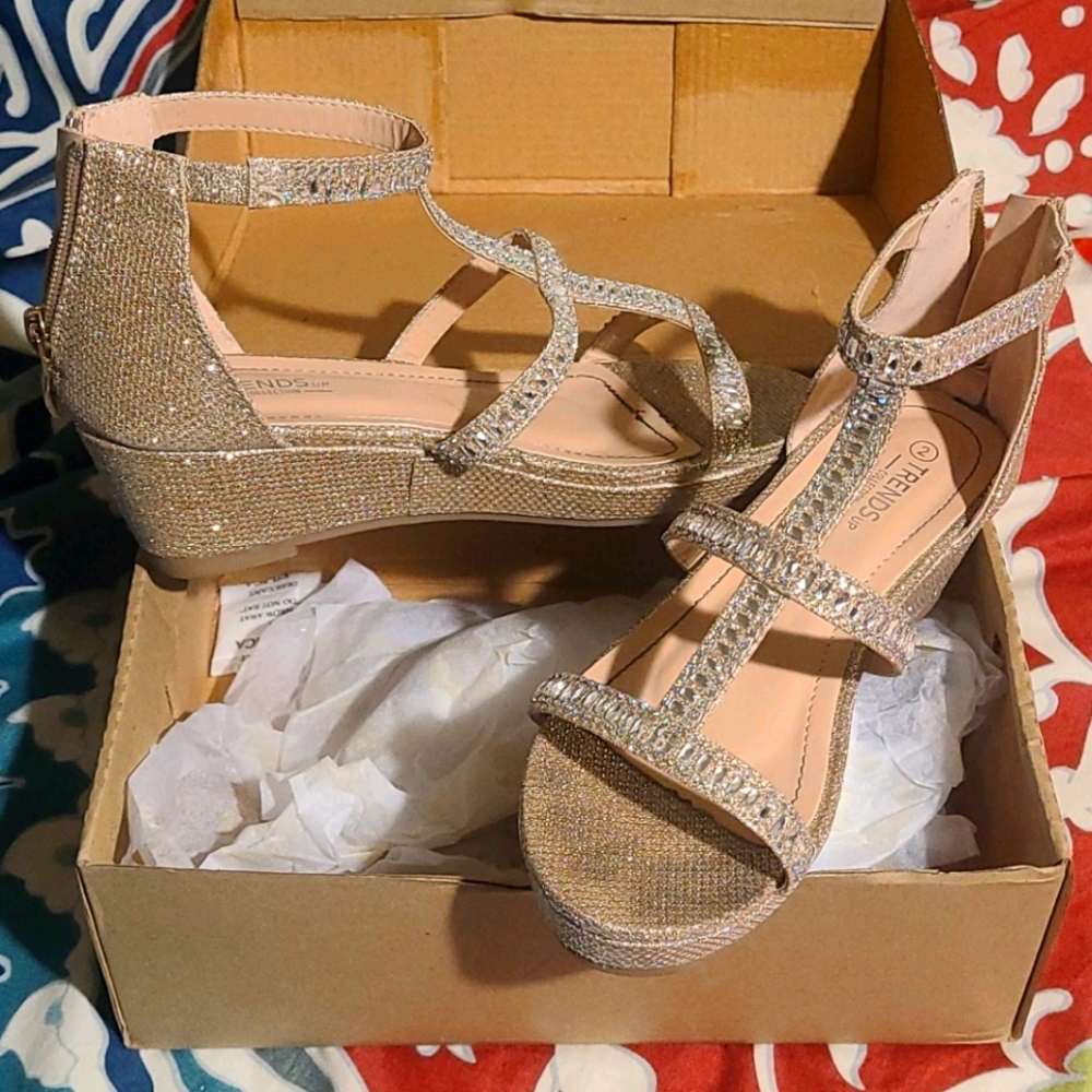 Trendsup sparkle wedges